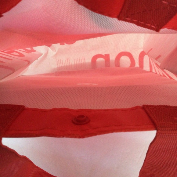 LULULEMON RED REUSABLE SMALL TOTE BAG - Picture 9 of 10